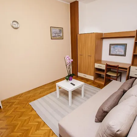 Apartman Cvitan Ground Floor